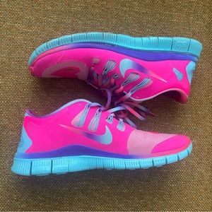 Bella's Nike Free Run 5.0 Women's DB Doernbecher